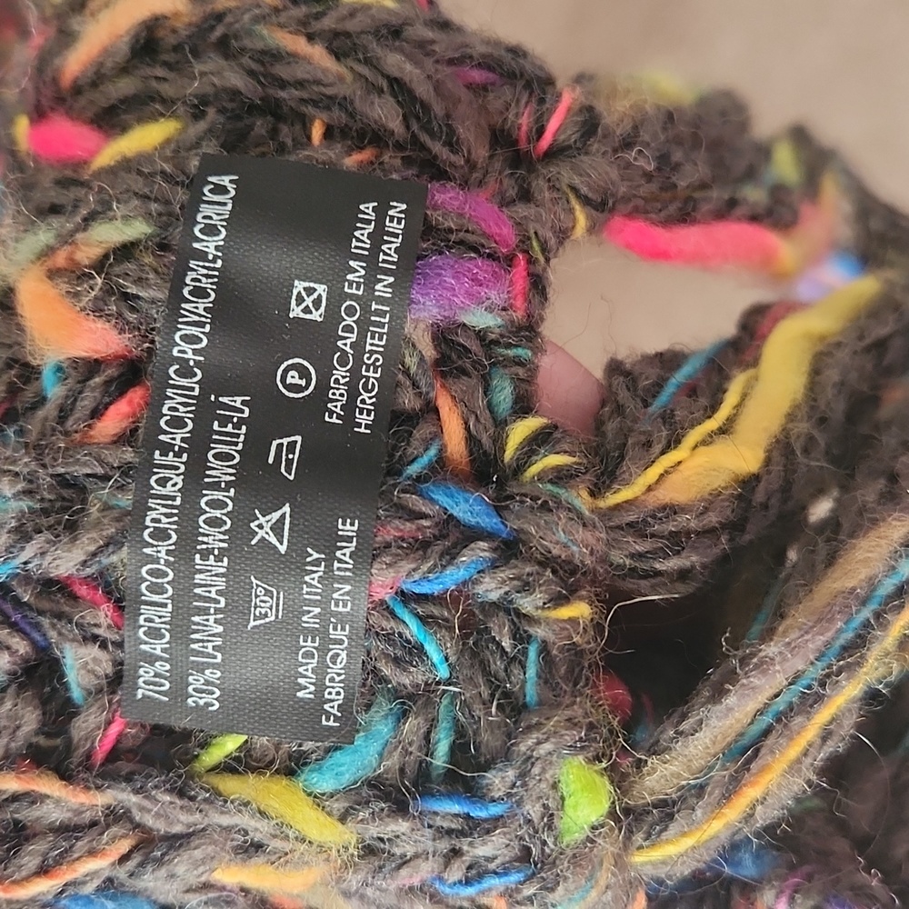 Oversized Scarf - Picture 3 of 5